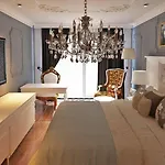 Mara Palace